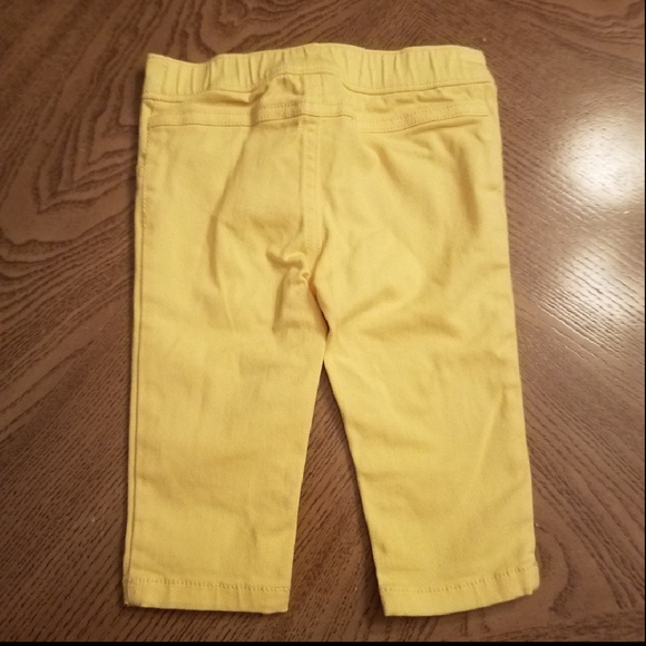 🚫SOLD🚫Carters  2 piece  jeggings Yellow Daisy 6 - Picture 6 of 6